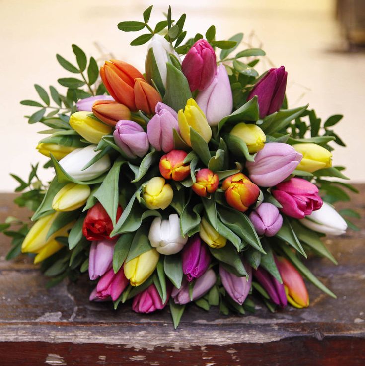 Deluxe Tulip Bouquet