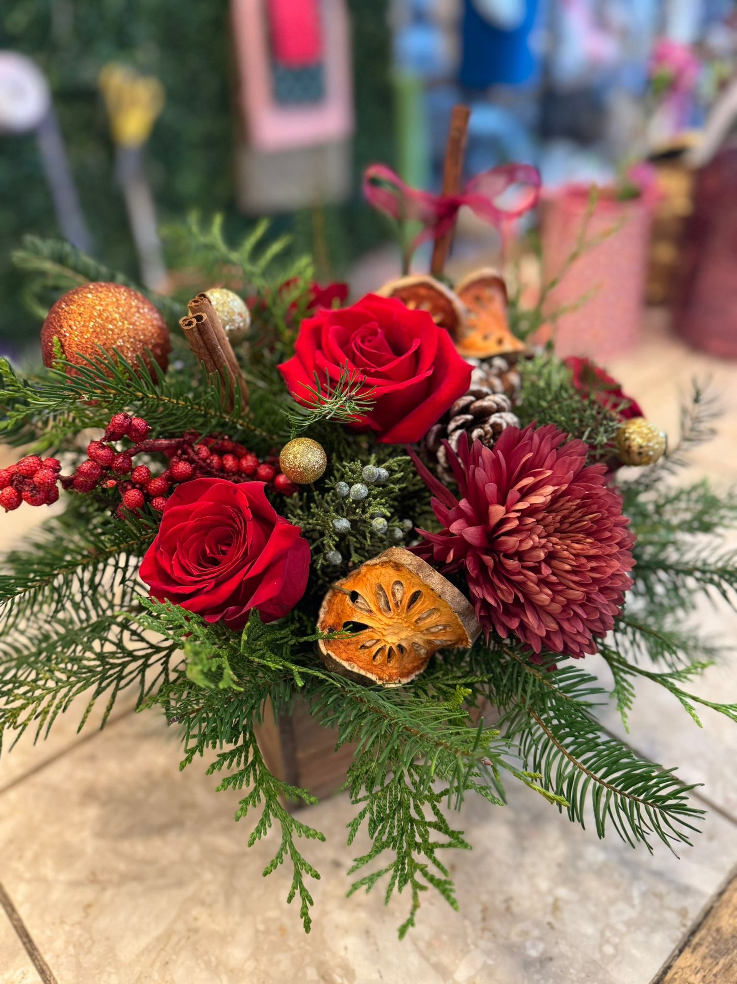 Rustic Citrus Noel arrangement