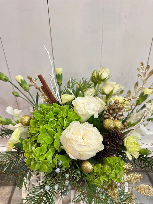 Winter Gold Elegance